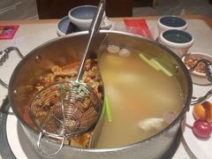 -左庭右院鲜牛肉火锅(环球港店)