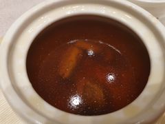 松茸鸽子汤-东方明珠老上海8号餐厅(东方明珠广播电视塔店)