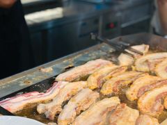 -涨巢·潮玩水疗局