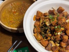 -富正毅三下锅·湘西韵味(天门山索道店)