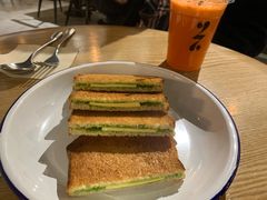 -HELLO 27 意面·沙拉·帕尼尼