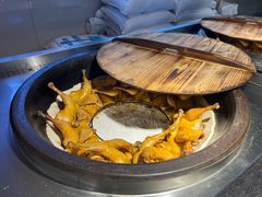 -头上红煨盐鸡乡村食府