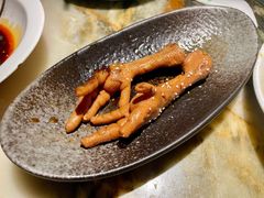 吮指鸡爪-绿茶餐厅