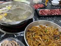 -牛一煲美食(江高店)
