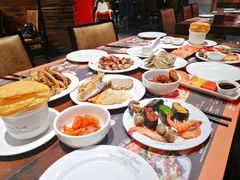 -四海一家自助餐(益田假日广场店)