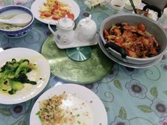 -青海特色美食小炒炕锅牦牛肉火锅