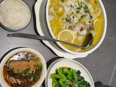 经典酸菜鱼-四川饭店(城乡购物中心店)