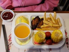 -彩蝶谷美食廊·粤式经典南番顺·铁板烧烤泰风味(广州长隆酒店)