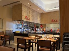 -亚龙湾希尔顿自助餐厅·海鲜·烧烤·沙滩BBQ·现场乐队