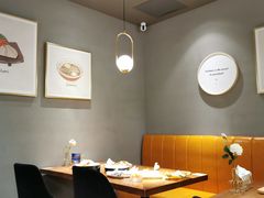 -POKEE VIA&Brunch·维娅(重庆来福士店)
