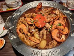 -胖哥俩肉蟹煲(华贸店)