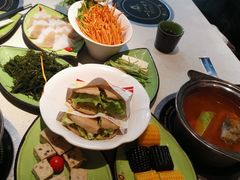 -一叶一世界·素食餐厅(锦华万达店)