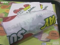 201105245086-SUBWAY赛百味(燕莎奥莱店)