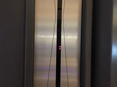 -悉尼塔旋转餐厅