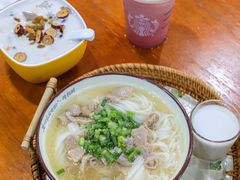-老何家后安粉·糟粕醋海鲜火锅(三亚湾椰梦长廊店)