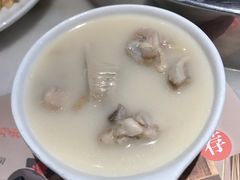 -煲宫猪肚鸡(晶品店)