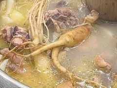 -朴小妹人参鸡汤火锅(长白山万达店)