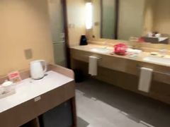 -中铁花水湾温泉酒店(大邑店)