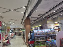 -孩子王(金茂汇店)