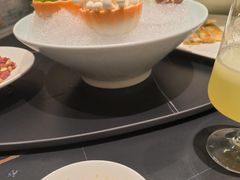 -鼎泰亨·海鲜牛肉餐厅(滨江店)