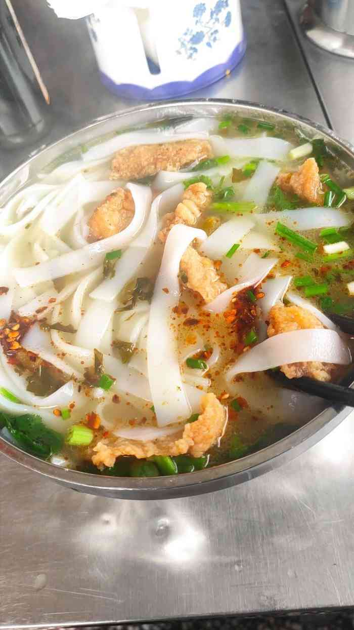 开远老土鸡米线(关街口店)-"「土鸡面条」「土鸡米线」地地道道的路边