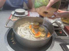 -椰小鸡·琼州糟粕醋·火锅(美兰缤纷城店)