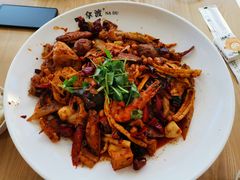 -拿渡·水煮鱼麻辣香锅(王府井奥莱·香江小镇店)
