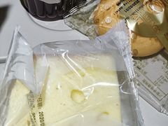 -英迪拉·甘地国际机场
