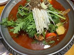 -喇喇排骨火锅·传统韩式脊骨汤(望京西园总店)