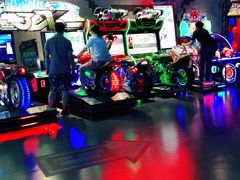 -世代星球·保龄球·镭战真人CS·团建(杨浦店)