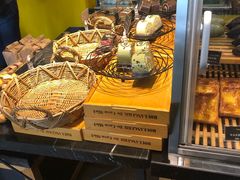 -TIMO COFFEE 阿拉校园面包