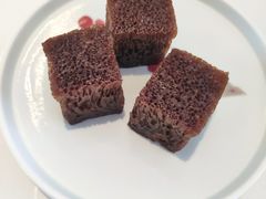 养颜蜂巢糕-五号茶居·新派粤菜·岭南五号酒店(沿江中路店)