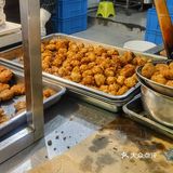 大排長龍的藕餅