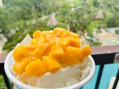 招牌椰子冰-冰椰岛椰冰(亚龙湾店)