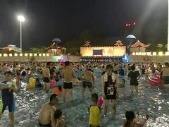 -汤山欢乐水世界