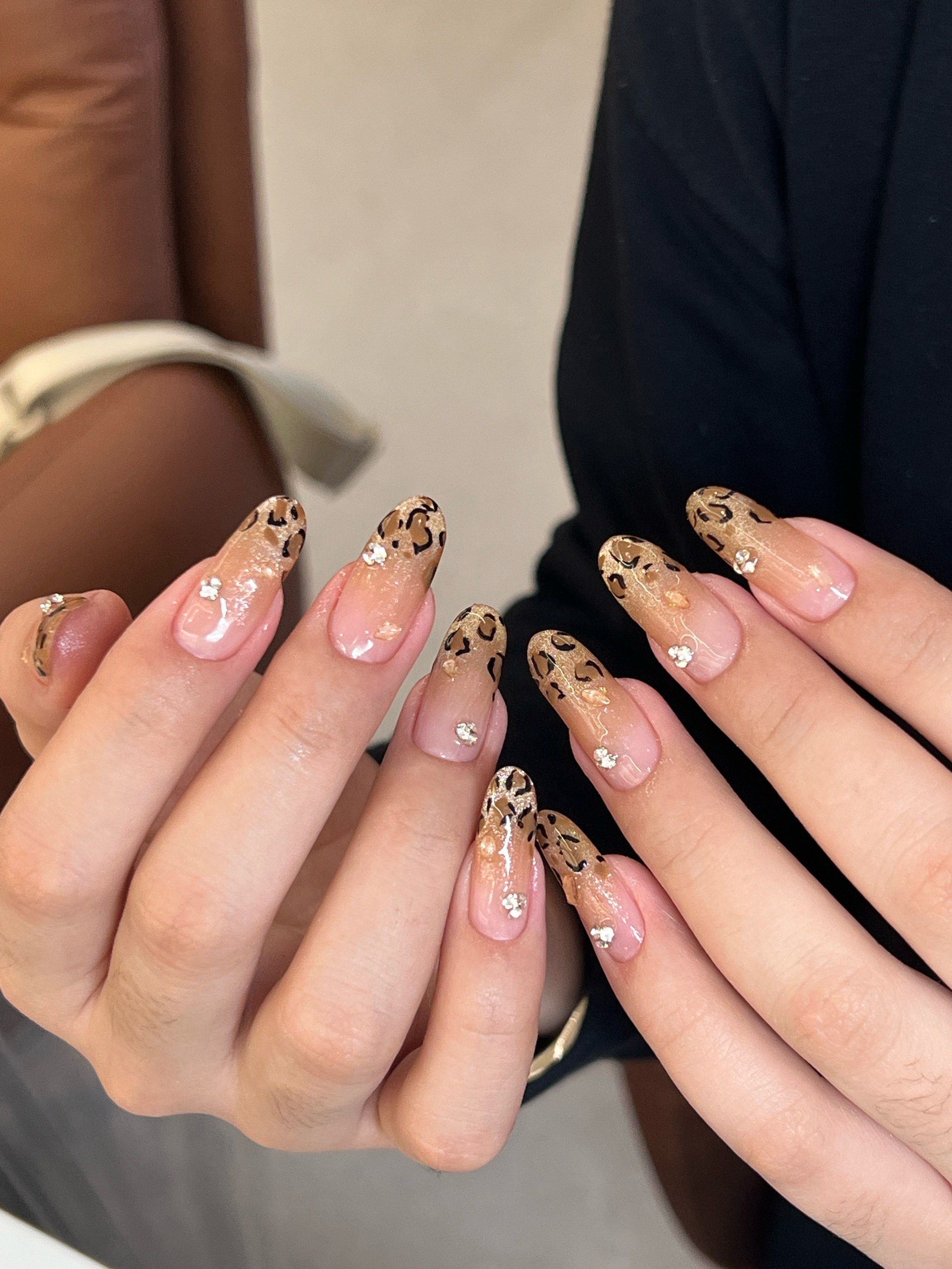 秋冬必备豹纹美甲💅