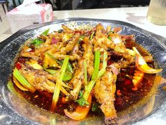 -休记光头香辣蟹干锅店(衣冠庙店)