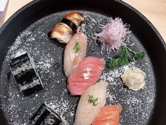 -萤初高端日料王(曲江银泰店)
