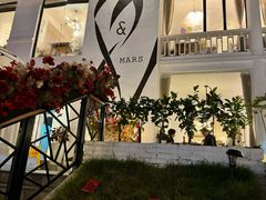 -Mark&Mars Restaurant