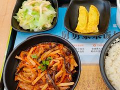 -老娘舅餐厅(黄龙体育中心店)