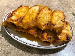 麻辣牛肉锅贴-金谷园饺子馆(北邮总店)