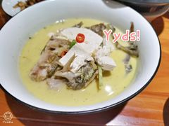 黄牯鱼闷豆腐-湘江红·湖南招牌菜(莲花南路店)