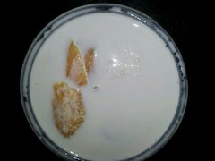 芒果白雪黑糯米甜甜-满记甜品(日月光二店)