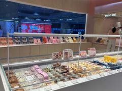 -好利来(上海长宁龙之梦店)