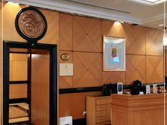 -深圳富苑皇冠假日套房酒店