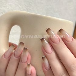 -FuFu美甲美睫