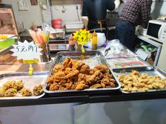 -许西美食一条街