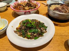 干豇豆回锅-张烤鸭·川菜·非遗冒烤鸭(青石桥店)