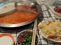 -山悦里 山野·鲜火锅(罗斯福广场店)
