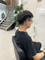 -苏奇发型·烫发染发